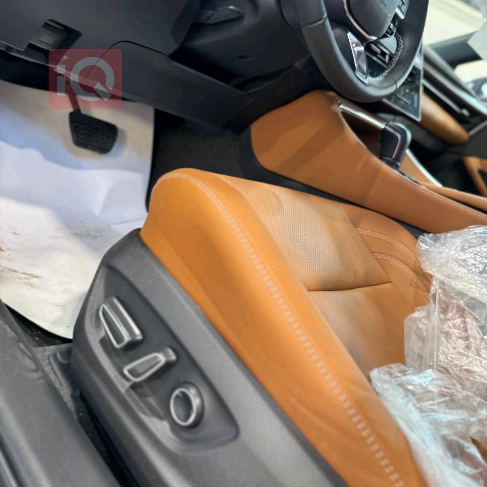 تويوتا أفالون